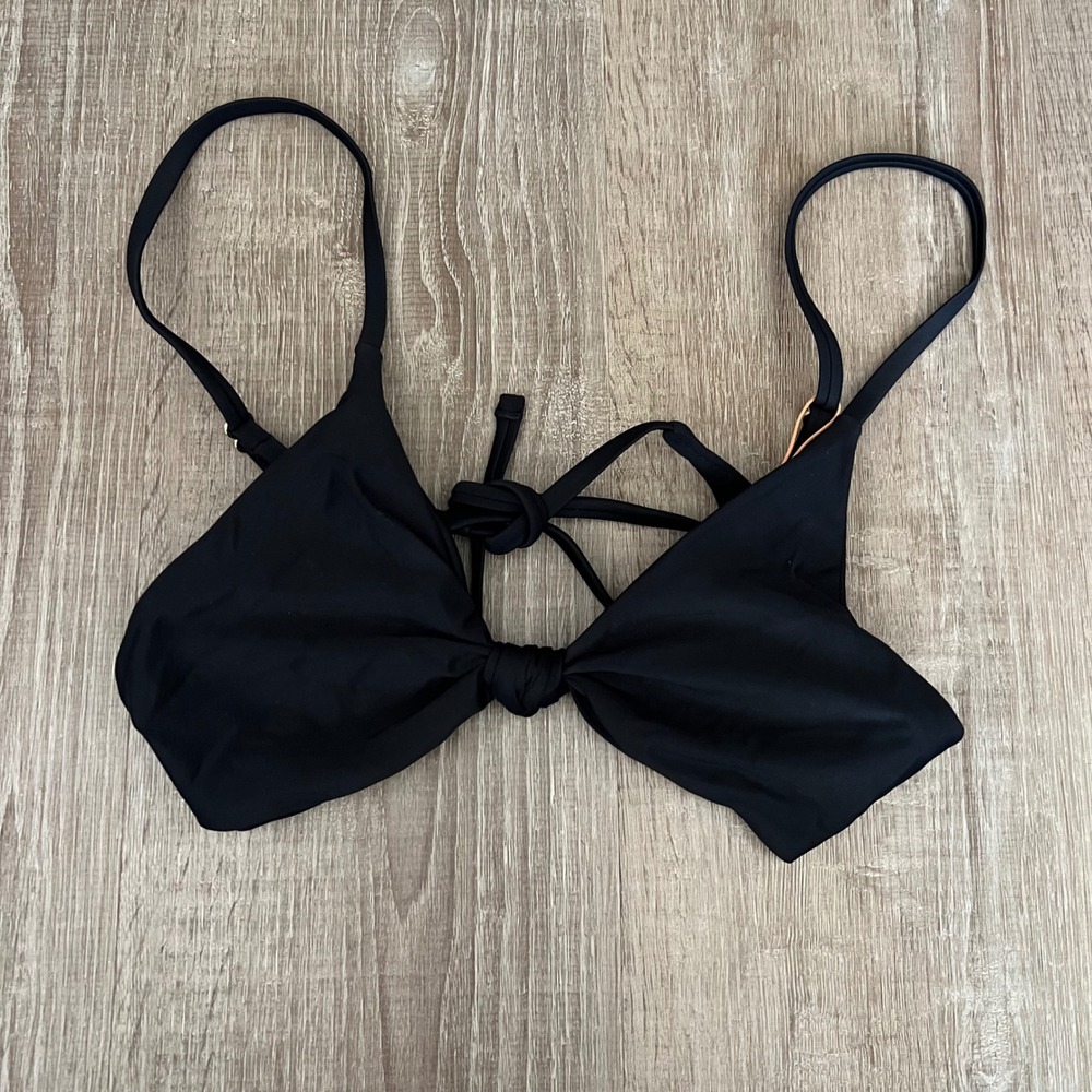 NWT Italian Knotted Triangle Bikini Top Large Black